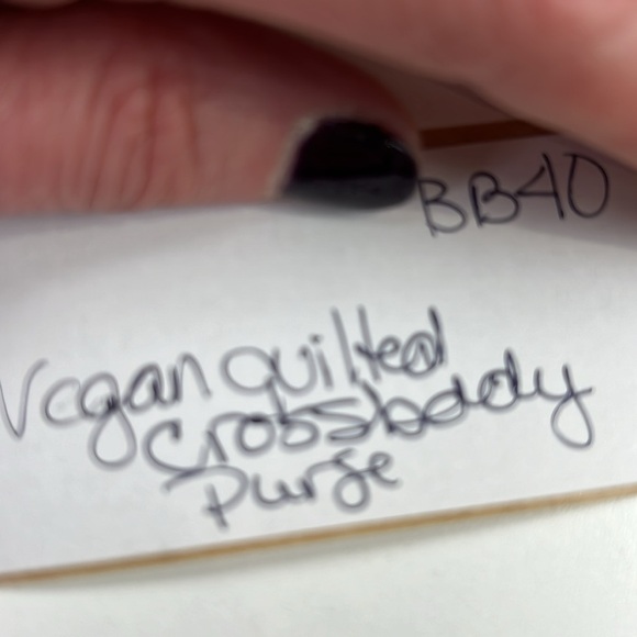 Classic Black Vegan Leather Quilted Crossbody Shoulder bag - Picture 9 of 9